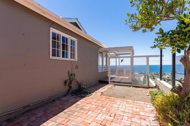 6530 Manana Place, La Jolla, CA 92037