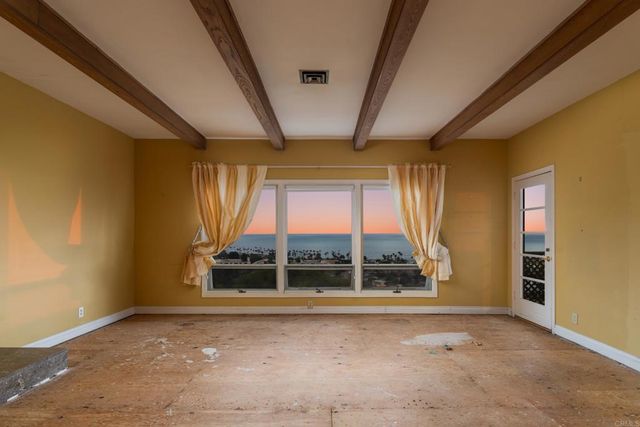 6530 Manana Place, La Jolla, CA 92037