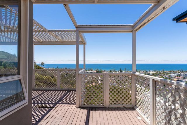 6530 Manana Place, La Jolla, CA 92037