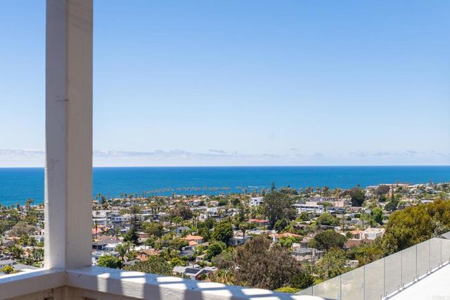 6530 Manana Place, La Jolla, CA 92037