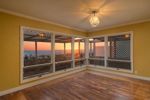 6530 Manana Place, La Jolla, CA 92037