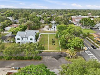 5964 CENTRAL AVENUE, New Port Richey, FL 34653