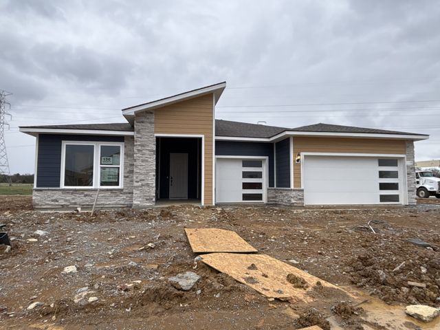 900 Bur Oak Rd, Lebanon, TN 37090