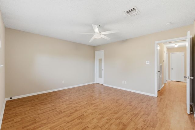 5814 Viking Drive, Houston, TX 77092