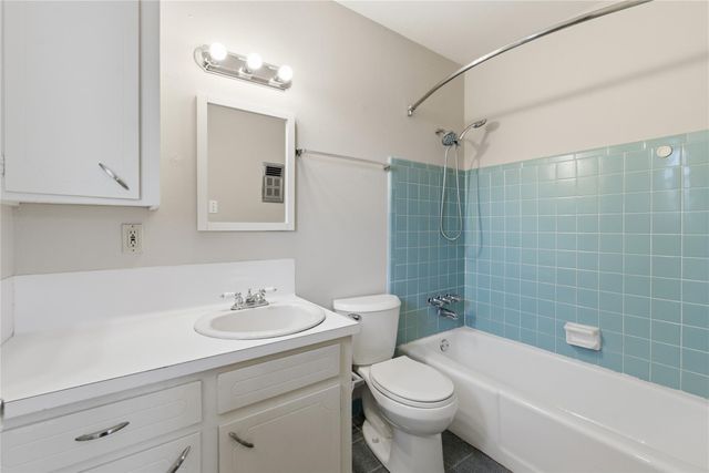 5814 Viking Drive, Houston, TX 77092