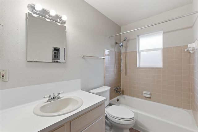 5814 Viking Drive, Houston, TX 77092