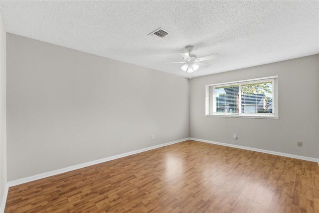 5814 Viking Drive, Houston, TX 77092