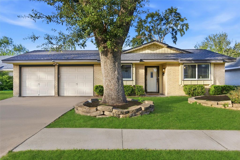 5814 Viking Drive, Houston, TX 77092