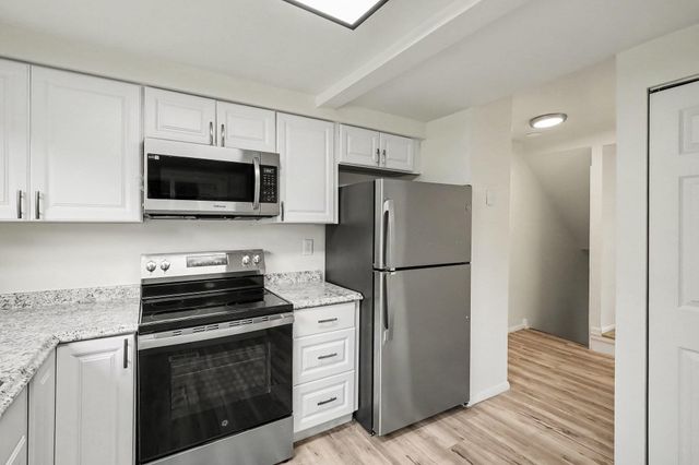13365 HUNGERFORD PL, Herndon, VA 20170