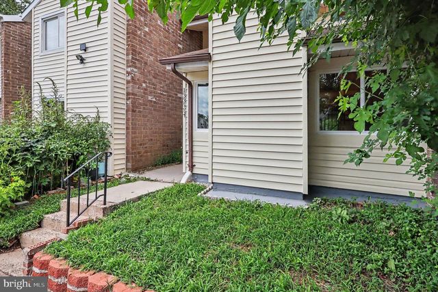 13365 HUNGERFORD PL, Herndon, VA 20170