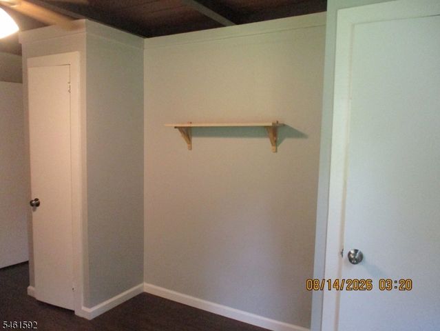 4 Mohawk Trl, Hopatcong Boro, NJ 07821