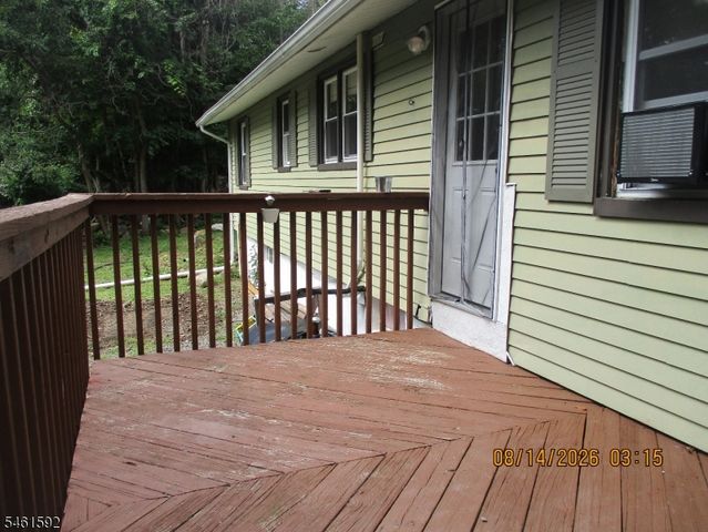 4 Mohawk Trl, Hopatcong Boro, NJ 07821