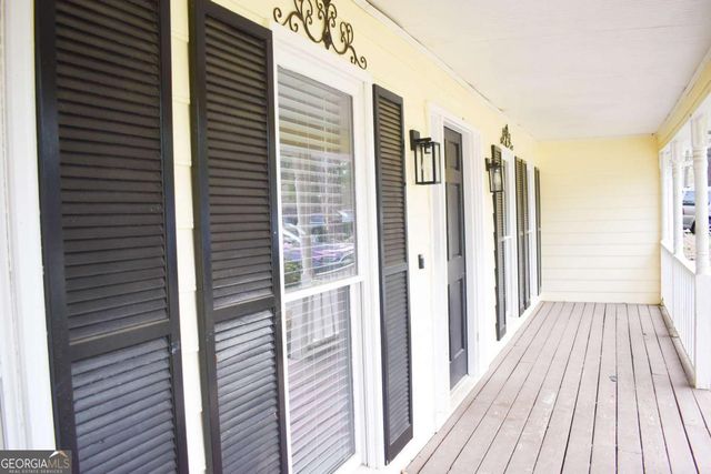 4481 Shiloh Hills Drive, Snellville, GA 30039