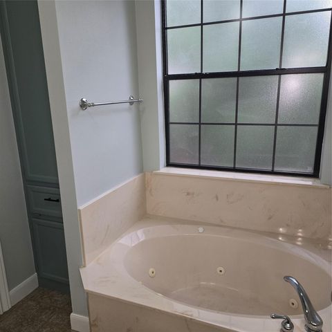 560 Lake Grove Drive, Coldspring, TX 77331