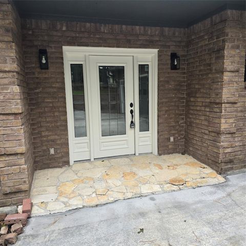 560 Lake Grove Drive, Coldspring, TX 77331