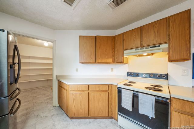 9911 Alexa Place, San Antonio, TX 78251