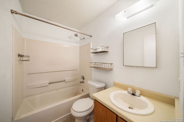 9911 Alexa Place, San Antonio, TX 78251