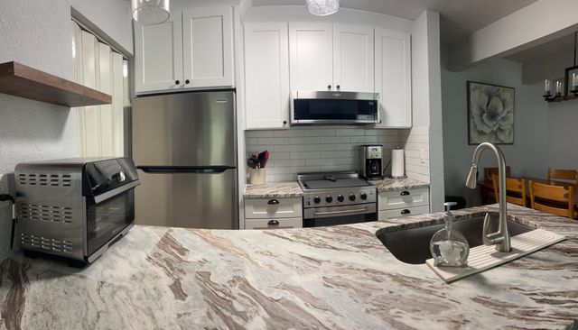 264 Alexandra Drive Unit 10, Mount Pleasant, SC 29464