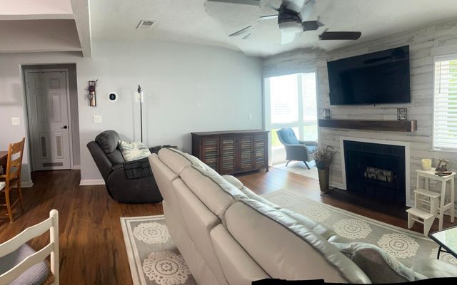 264 Alexandra Drive Unit 10, Mount Pleasant, SC 29464