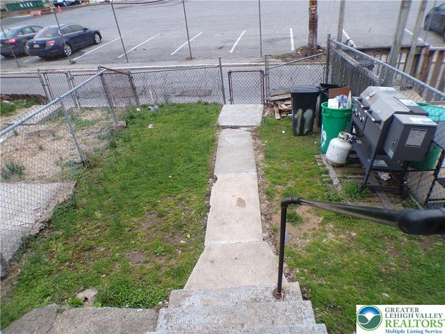 111 Ridge Avenue, Allentown City, PA 18101