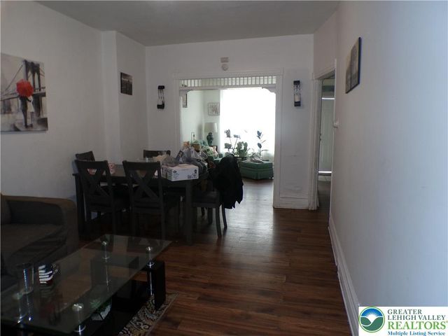 111 Ridge Avenue, Allentown City, PA 18101