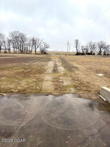 14146 Kafir Road, Carthage, MO 64836