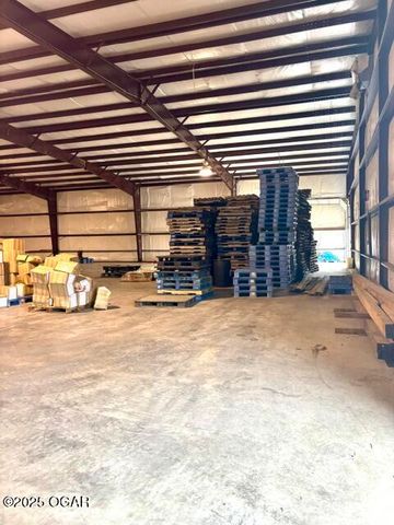 14146 Kafir Road, Carthage, MO 64836