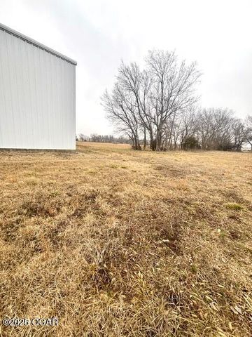 14146 Kafir Road, Carthage, MO 64836
