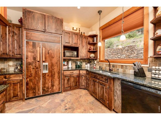 1471 Jungfrau Trl, Estes Park, CO 80517