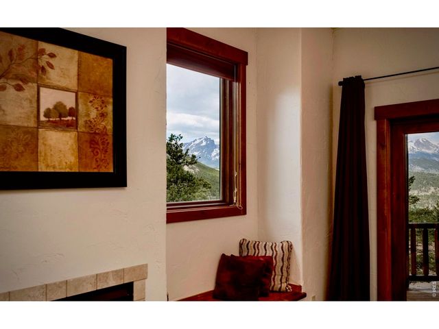 1471 Jungfrau Trl, Estes Park, CO 80517