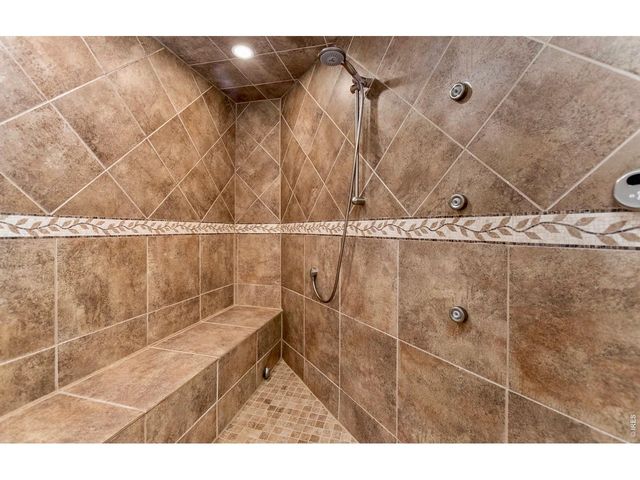 1471 Jungfrau Trl, Estes Park, CO 80517