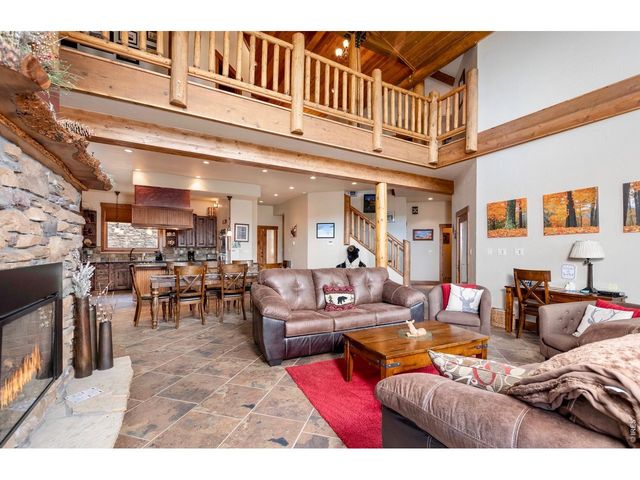 1471 Jungfrau Trl, Estes Park, CO 80517