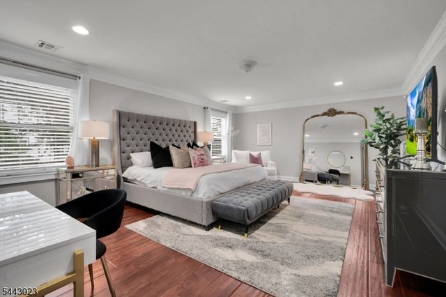 1233 Poplar Ave, Mountainside Boro, NJ 07092
