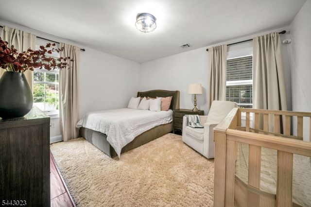 1233 Poplar Ave, Mountainside Boro, NJ 07092