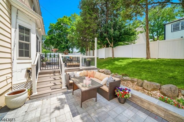 1233 Poplar Ave, Mountainside Boro, NJ 07092