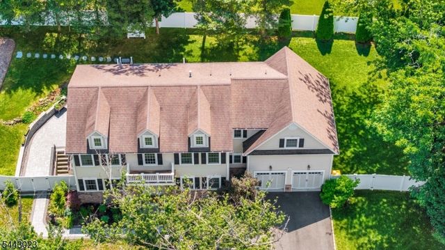 1233 Poplar Ave, Mountainside Boro, NJ 07092