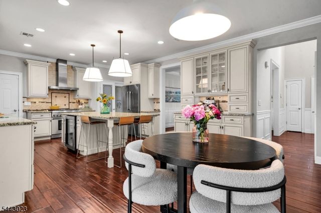 1233 Poplar Ave, Mountainside Boro, NJ 07092