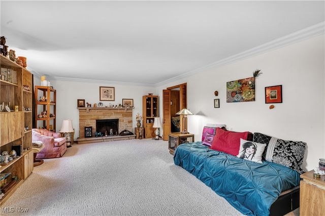 8351 Chesterton Drive, Youngstown, OH 44514