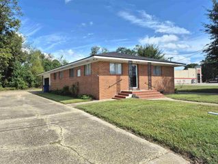 1022 W 1st Street, Deridder, LA 70634