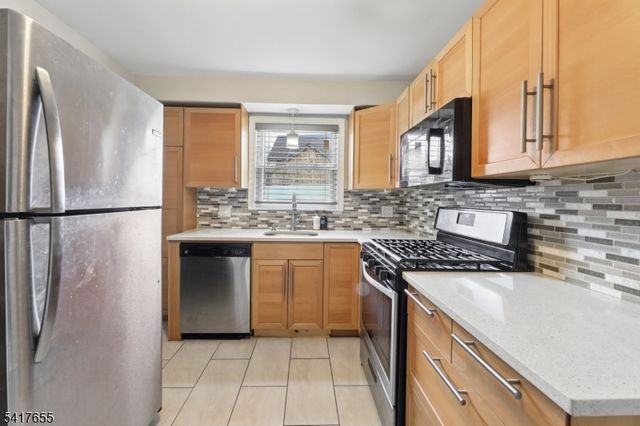 10 Ogden Rd, Belleville Twp., NJ 07109