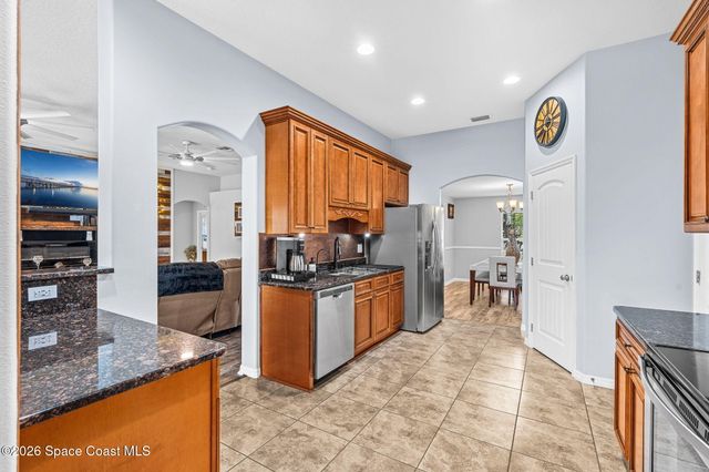 4148 Gardenwood Circle, Grant, FL 32949