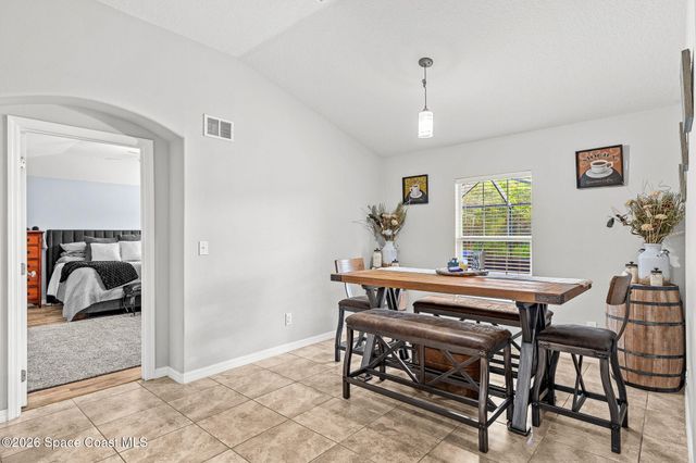 4148 Gardenwood Circle, Grant, FL 32949