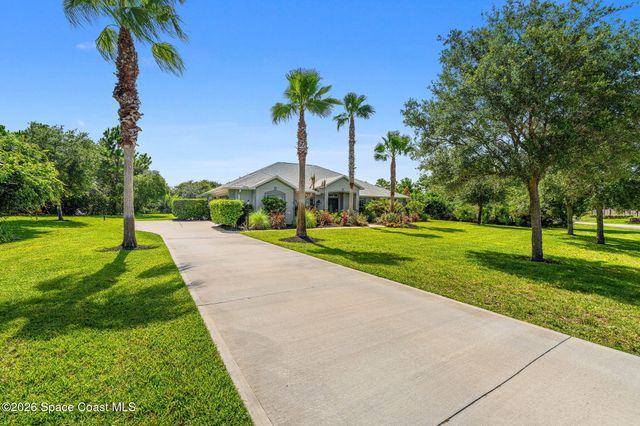 4148 Gardenwood Circle, Grant, FL 32949