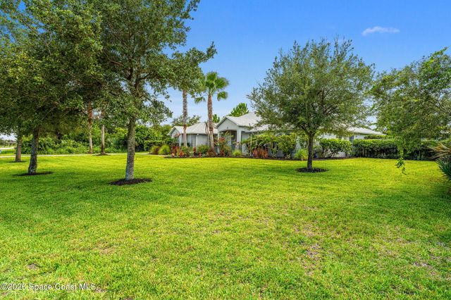 4148 Gardenwood Circle, Grant, FL 32949