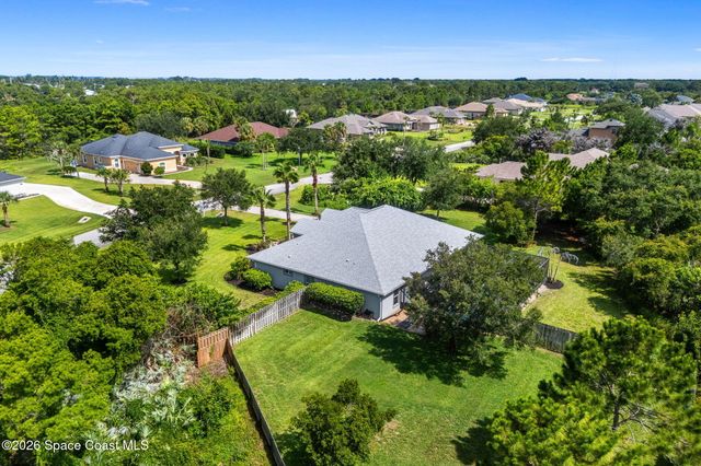 4148 Gardenwood Circle, Grant, FL 32949