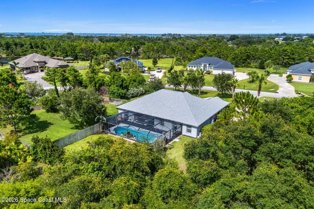 4148 Gardenwood Circle, Grant, FL 32949