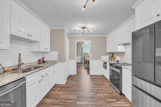 105 Hidden Lake Court, Hull, GA 30646
