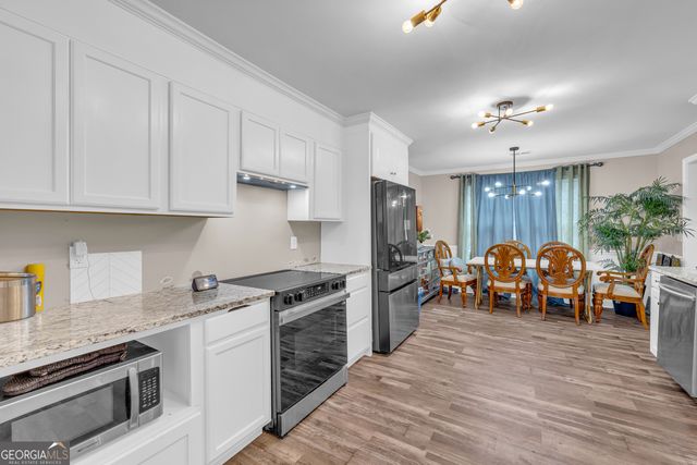 105 Hidden Lake Court, Hull, GA 30646