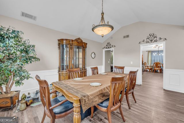 105 Hidden Lake Court, Hull, GA 30646