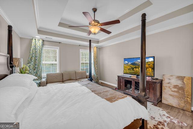 105 Hidden Lake Court, Hull, GA 30646